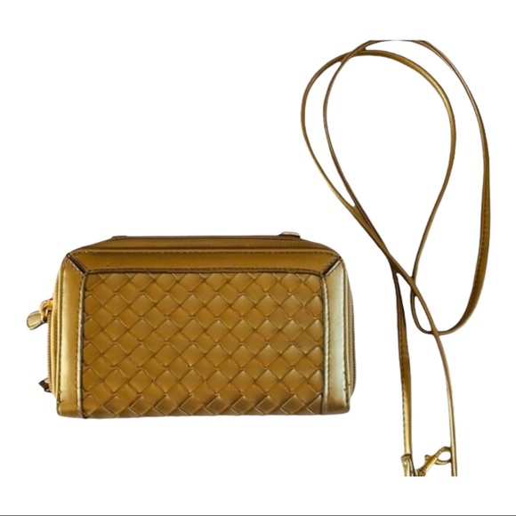 Gold Crossbody Bag - Picture 7 of 8